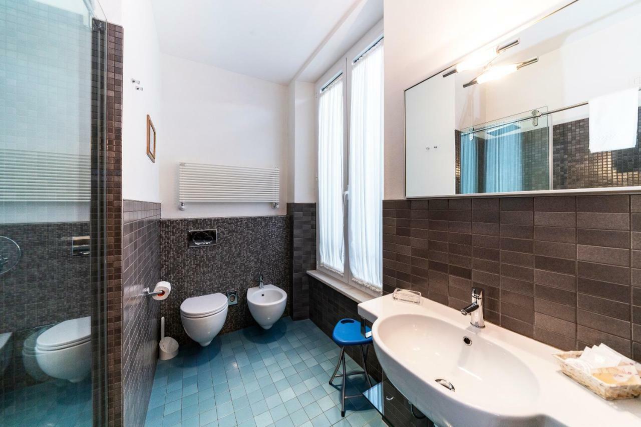 Hotel Urban Chic House 2.0 La Spezia Esterno foto
