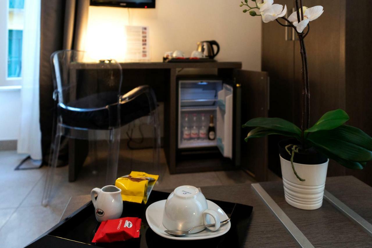 Hotel Urban Chic House 2.0 La Spezia Esterno foto