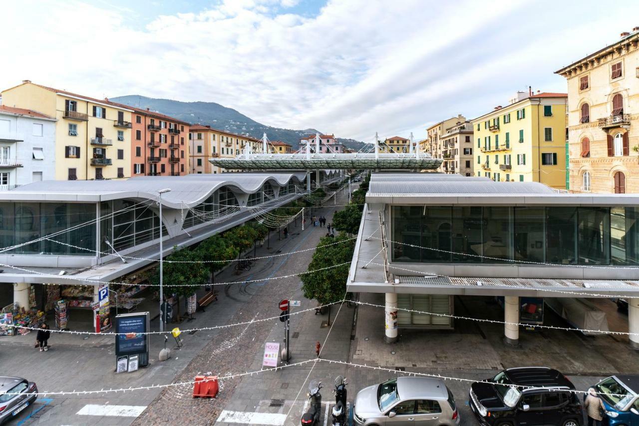 Hotel Urban Chic House 2.0 La Spezia Esterno foto